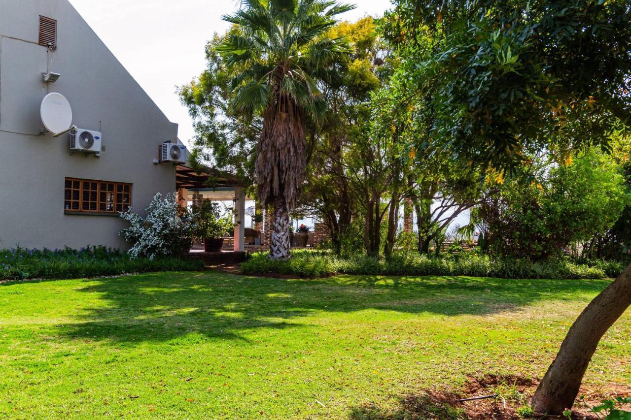 Mooiplaas Guesthouse Oudtshoorn Εξωτερικό φωτογραφία